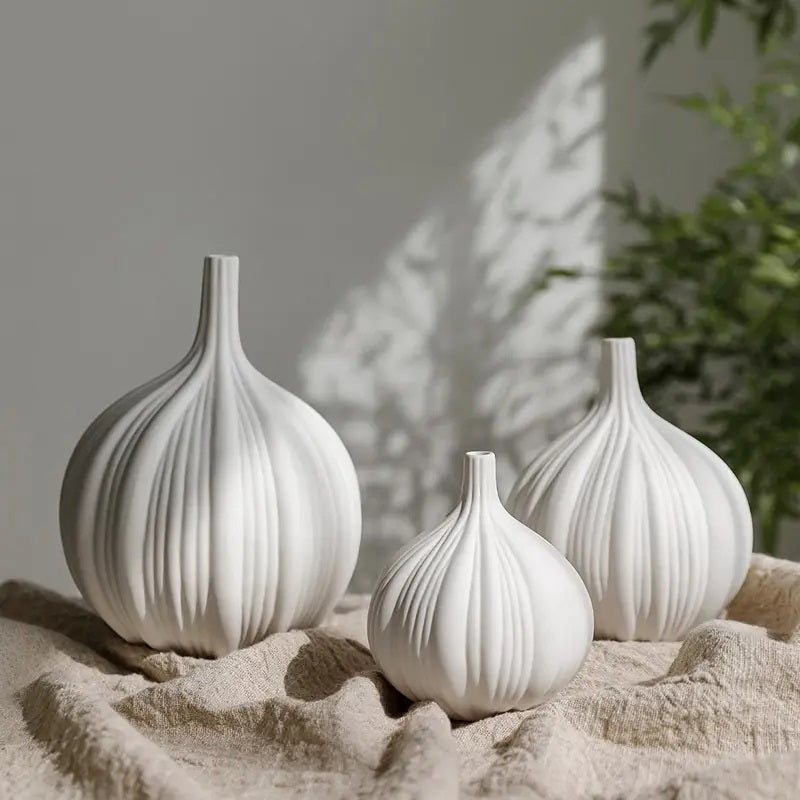 5-Piece Nordic White Ceramic Vase Set - Modern Garlic-Shaped Tall Vases for Home Decor, Living Room, Creative Desktop Accessories, Minimalist Decoration - My Store