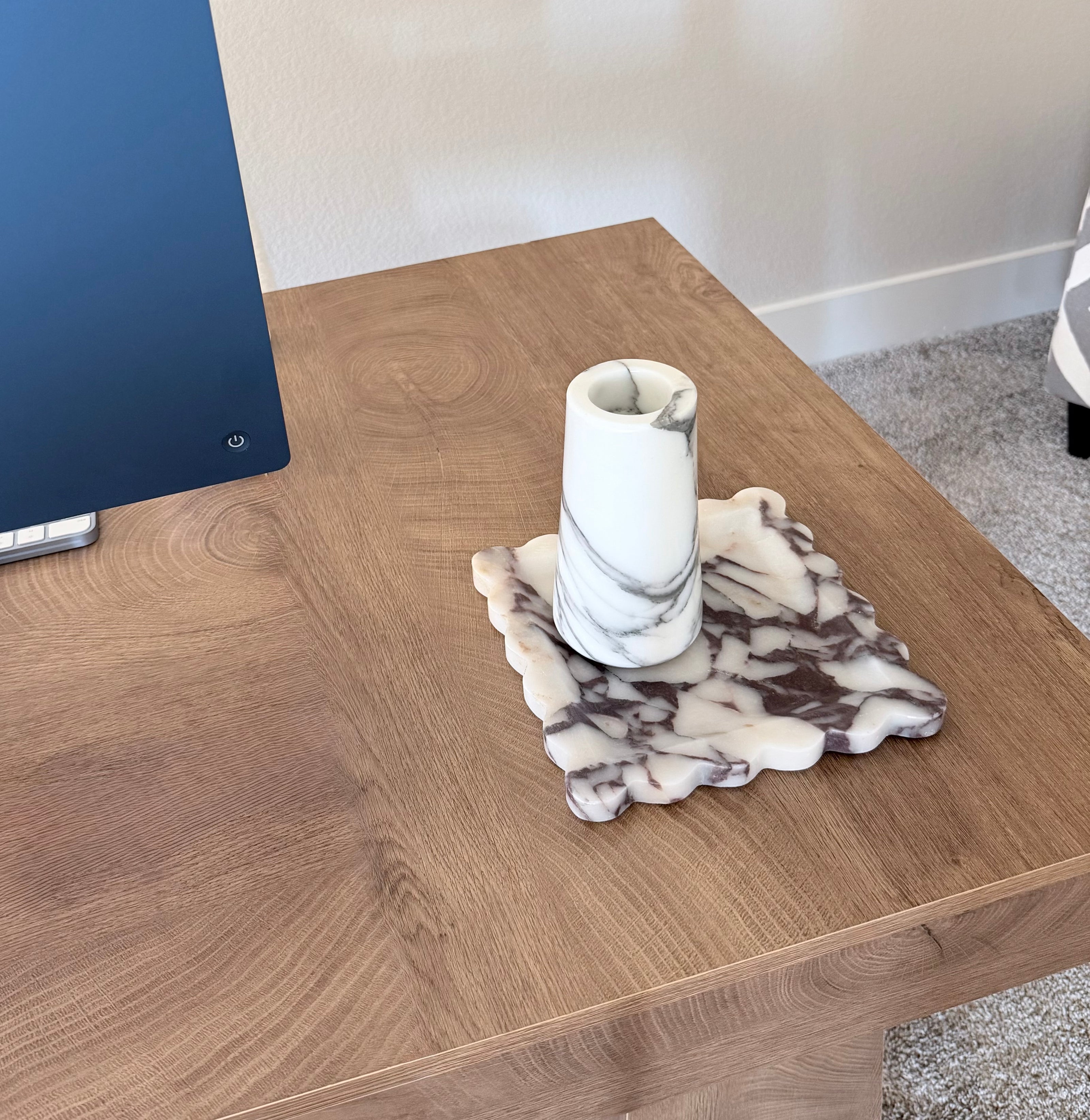 Scalloped Tray – Turkish Calacatta Viola Marble